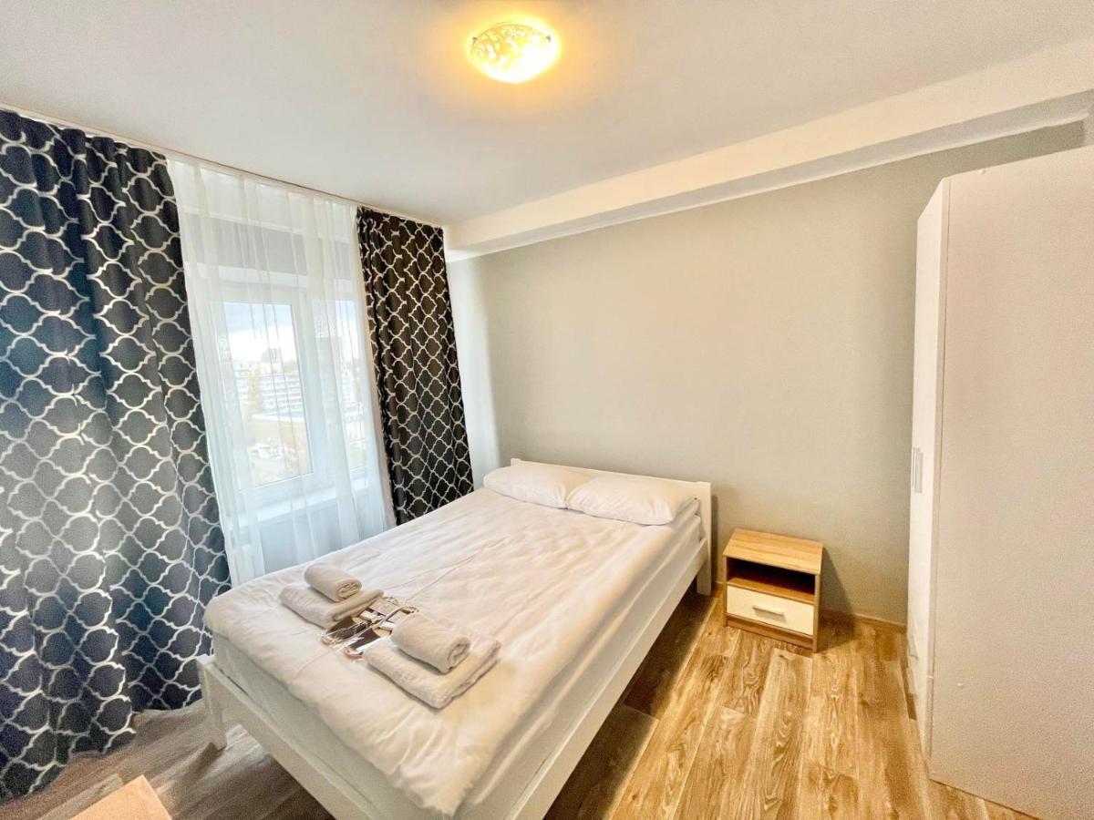 Hotel 7F Kiev Exterior foto